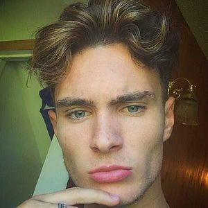 Meet your Posher, Louie